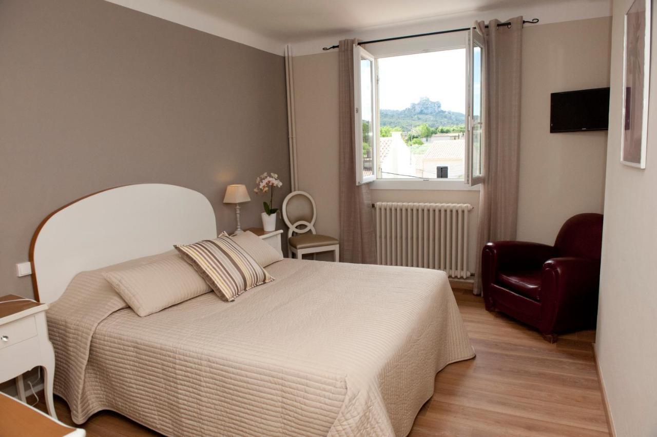 Le Castelet Des Alpilles Otel Saint-Rémy-de-Provence Dış mekan fotoğraf