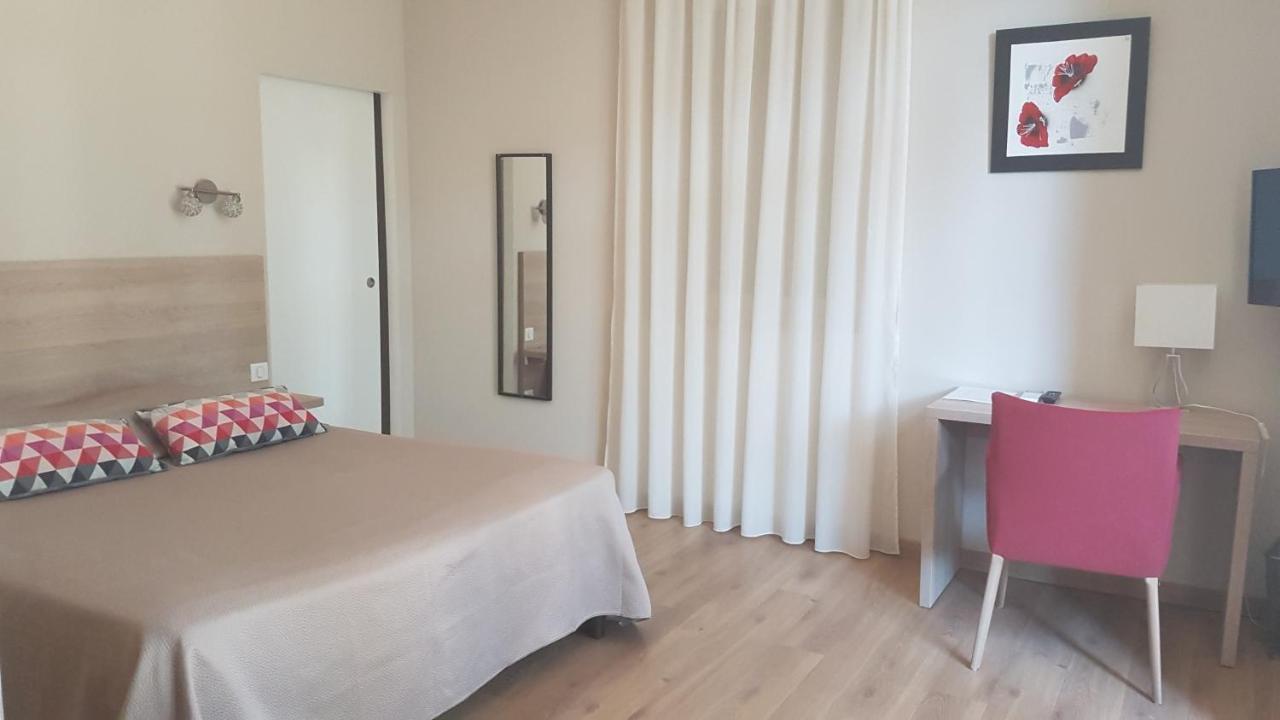 Le Castelet Des Alpilles Otel Saint-Rémy-de-Provence Dış mekan fotoğraf