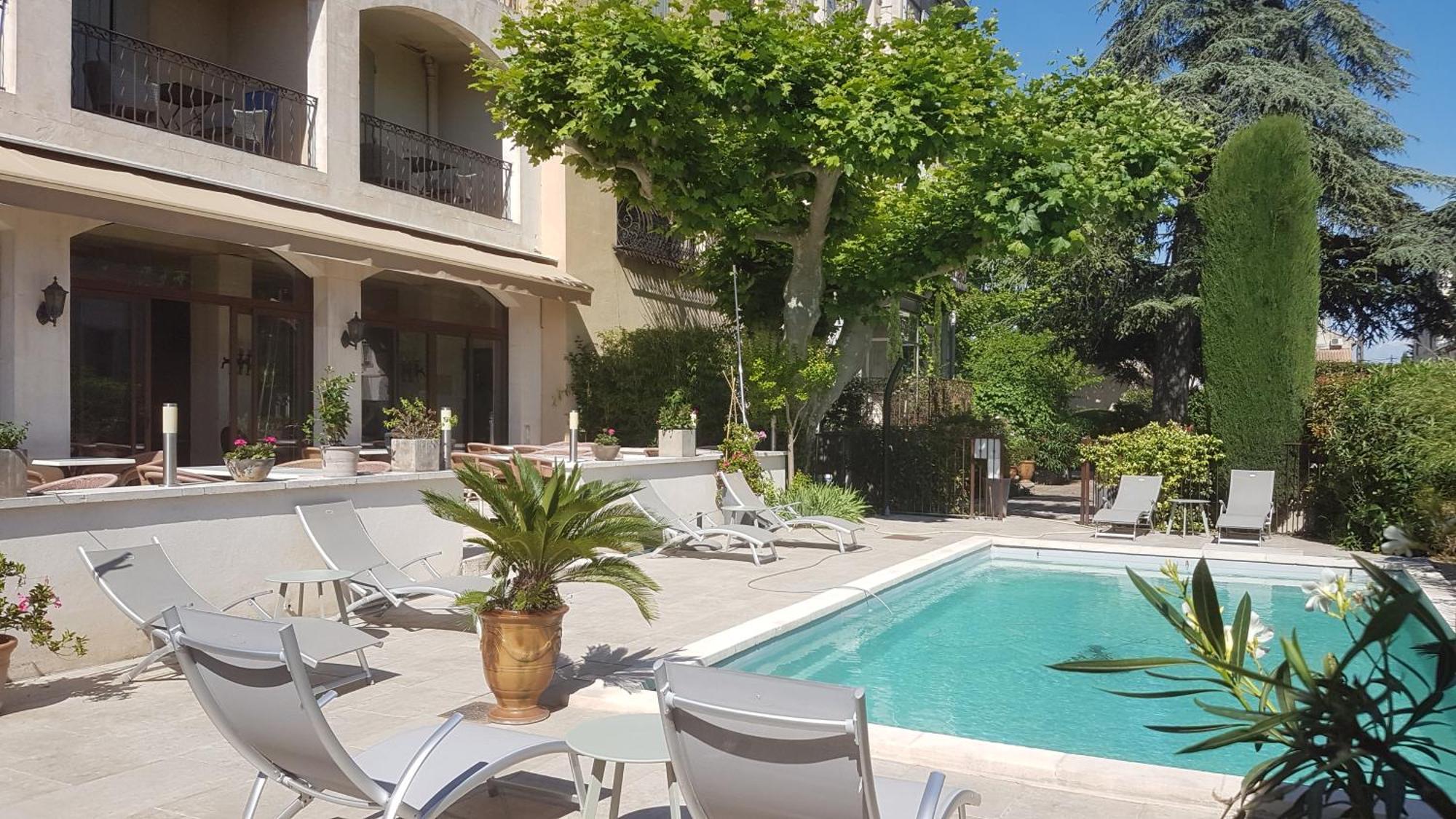 Le Castelet Des Alpilles Otel Saint-Rémy-de-Provence Dış mekan fotoğraf