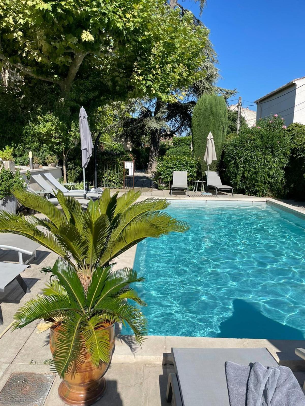 Le Castelet Des Alpilles Otel Saint-Rémy-de-Provence Dış mekan fotoğraf