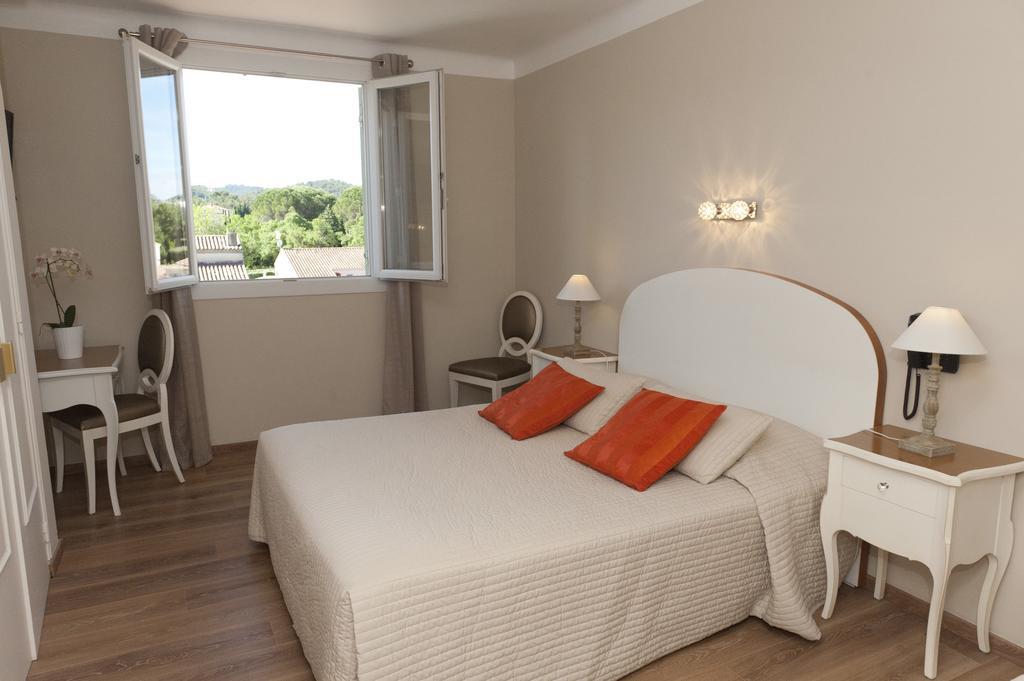 Le Castelet Des Alpilles Otel Saint-Rémy-de-Provence Dış mekan fotoğraf